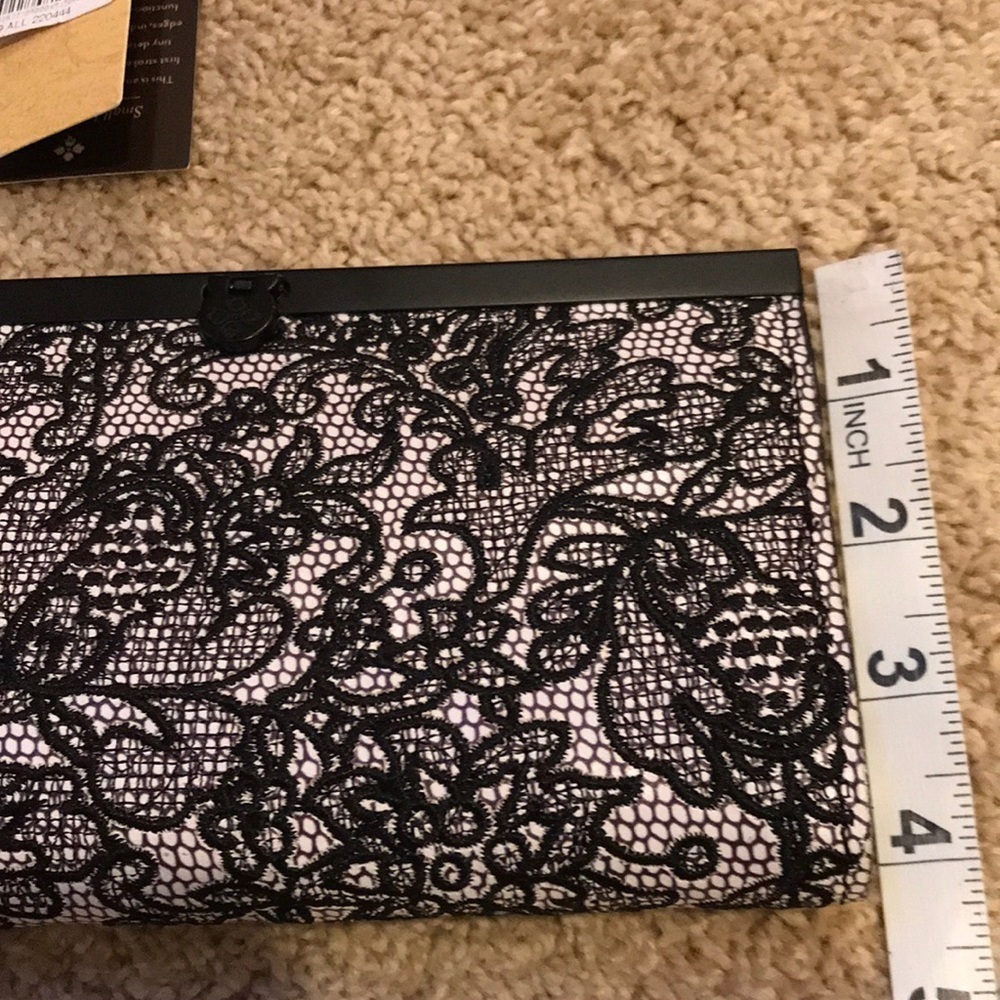 NWT! PATRICIA NASH White with black lace wallet - Picture 7 of 8